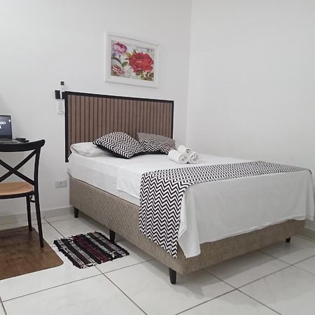 Loft 2 Completo Ar Canais Assinat Garagem Internet Prox Aparecida E Industrias Lägenhet Pindamonhangaba Exteriör bild